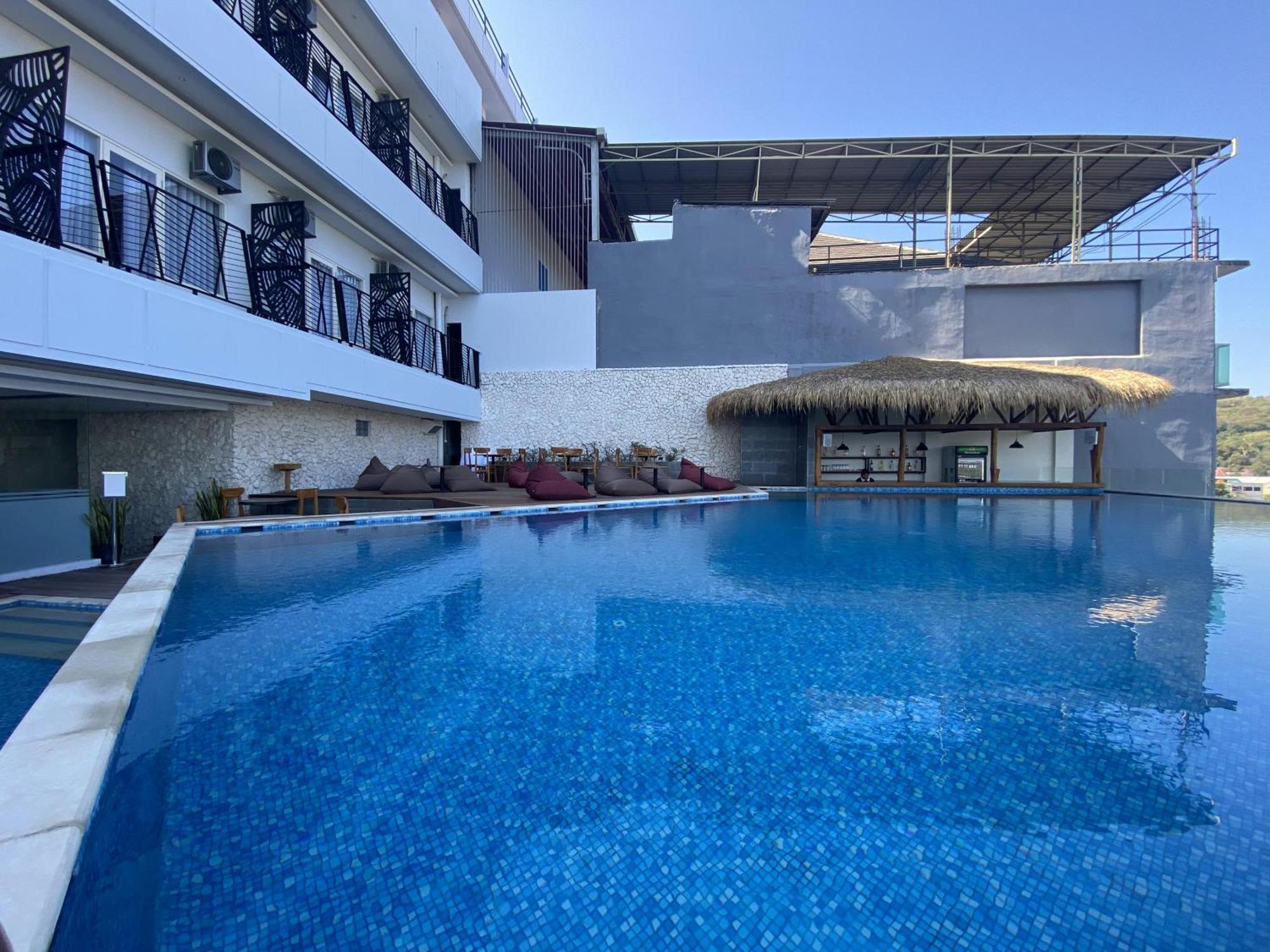 Zasgo Hotel Labuan Bajo Zewnętrze zdjęcie
