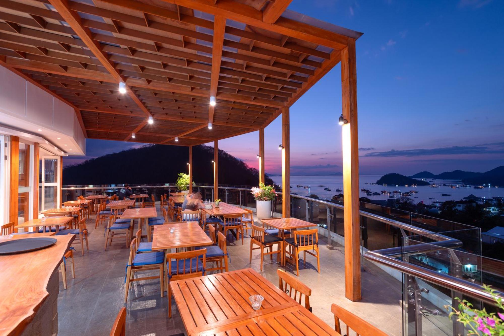 Zasgo Hotel Labuan Bajo Zewnętrze zdjęcie